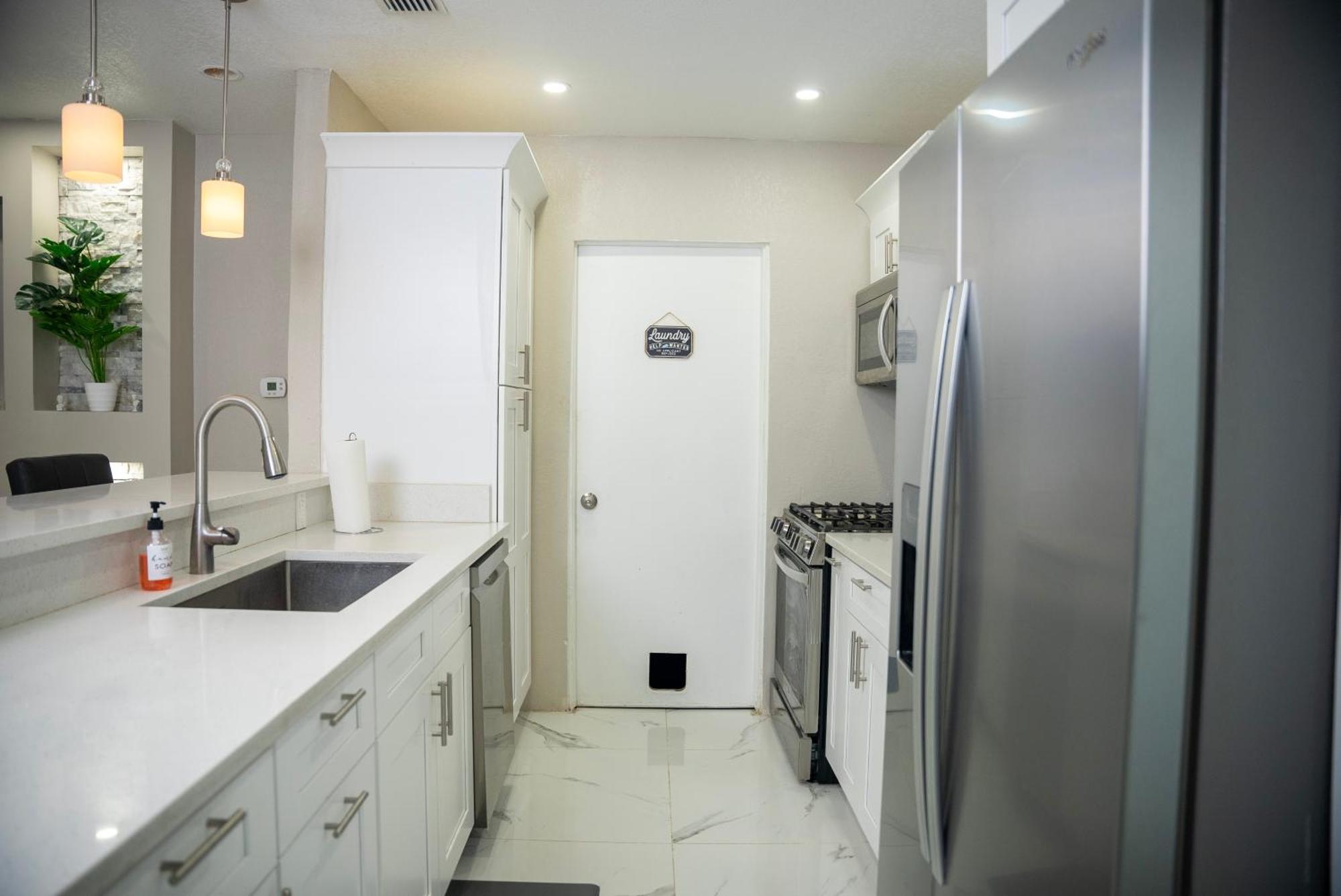 Stunning Modern Home In Tampa With Pool - Just 5 Minutes From Airport! Exterior foto