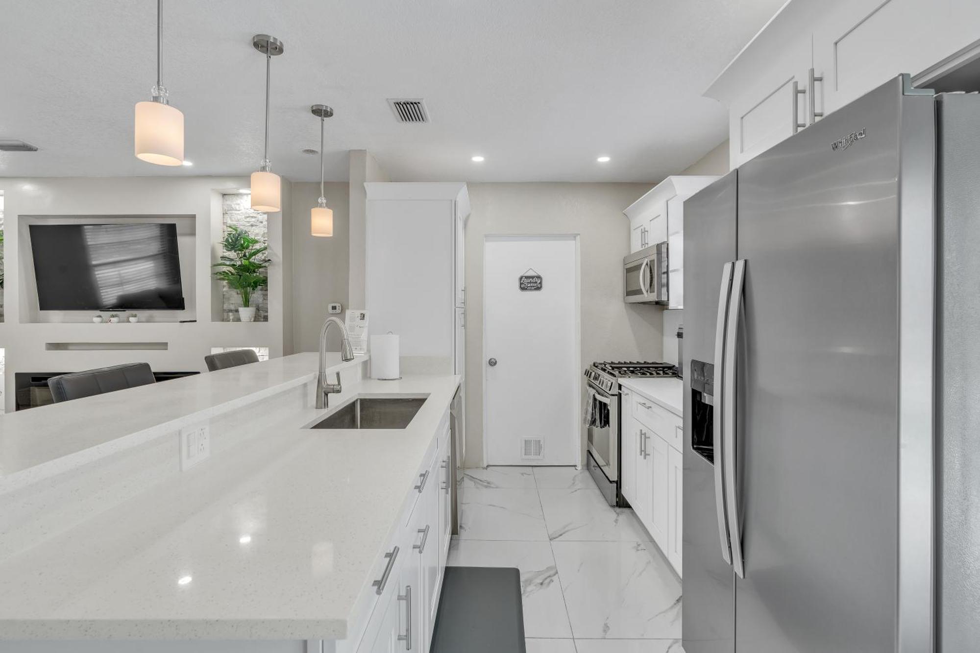 Stunning Modern Home In Tampa With Pool - Just 5 Minutes From Airport! Exterior foto